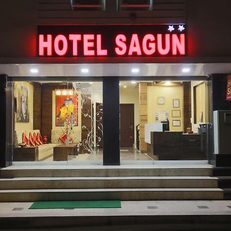 Hotel Sagun Джайпур Екстериор снимка