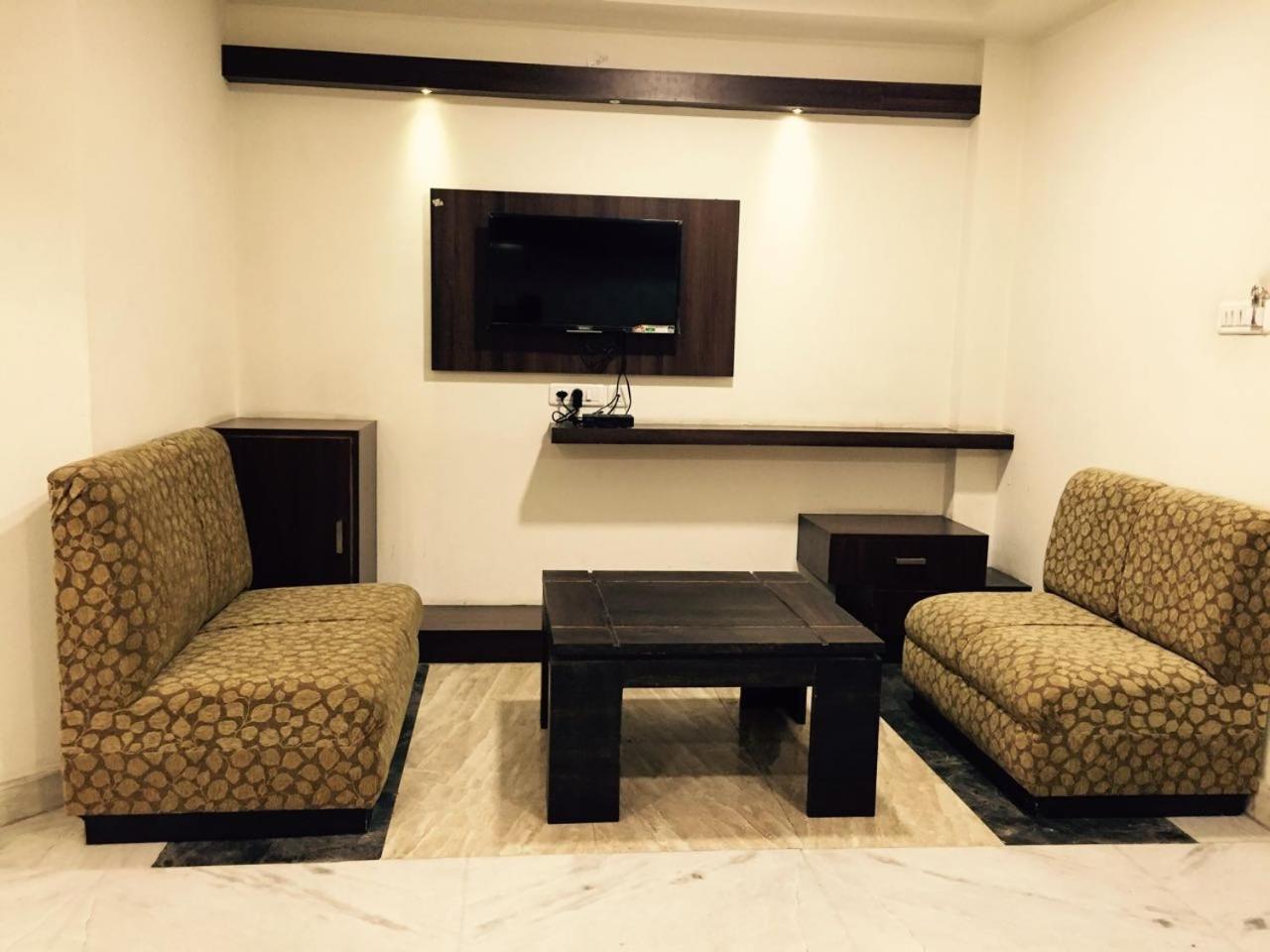 Hotel Sagun Джайпур Екстериор снимка