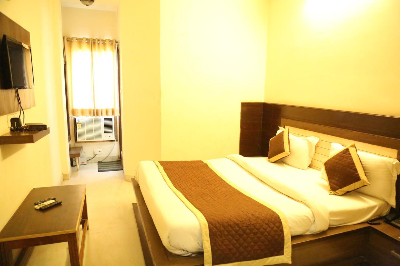 Hotel Sagun Джайпур Екстериор снимка