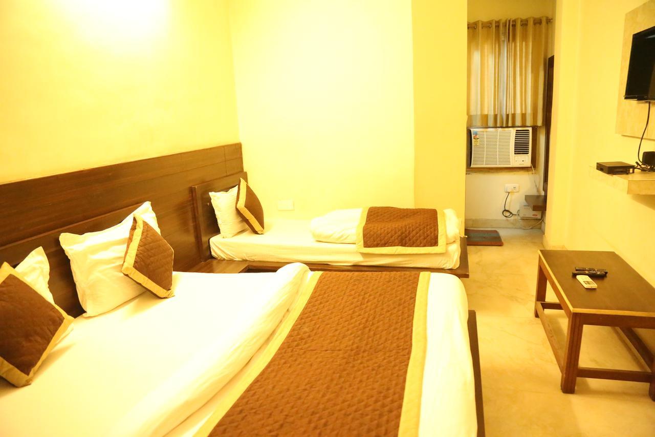 Hotel Sagun Джайпур Екстериор снимка