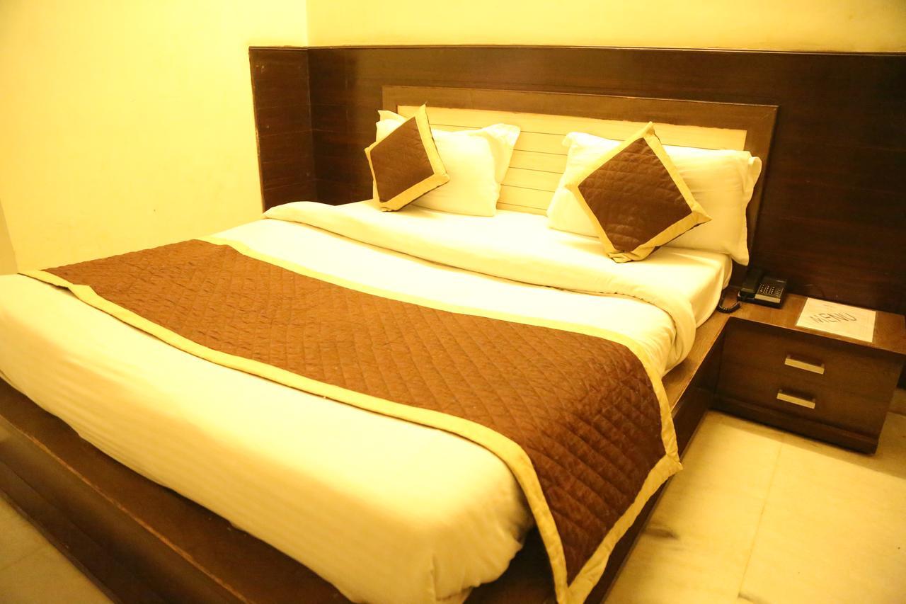 Hotel Sagun Джайпур Екстериор снимка
